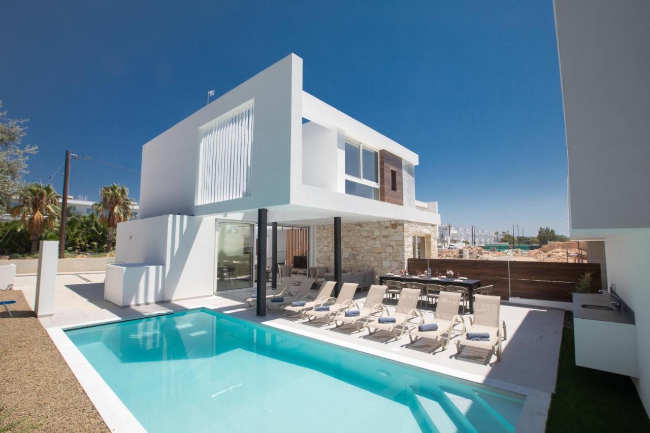 Kube Luxury Villa Agia Napa